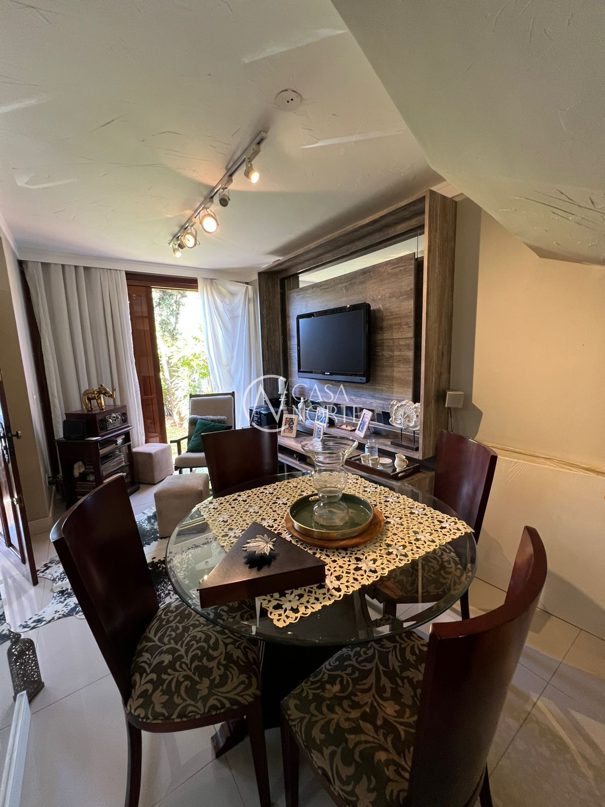 Casa de Condomínio à venda com 3 quartos, 108m², 1 suíte, 1 vaga, Avenida São Sebastião no bairro Nonoai em Porto Alegre