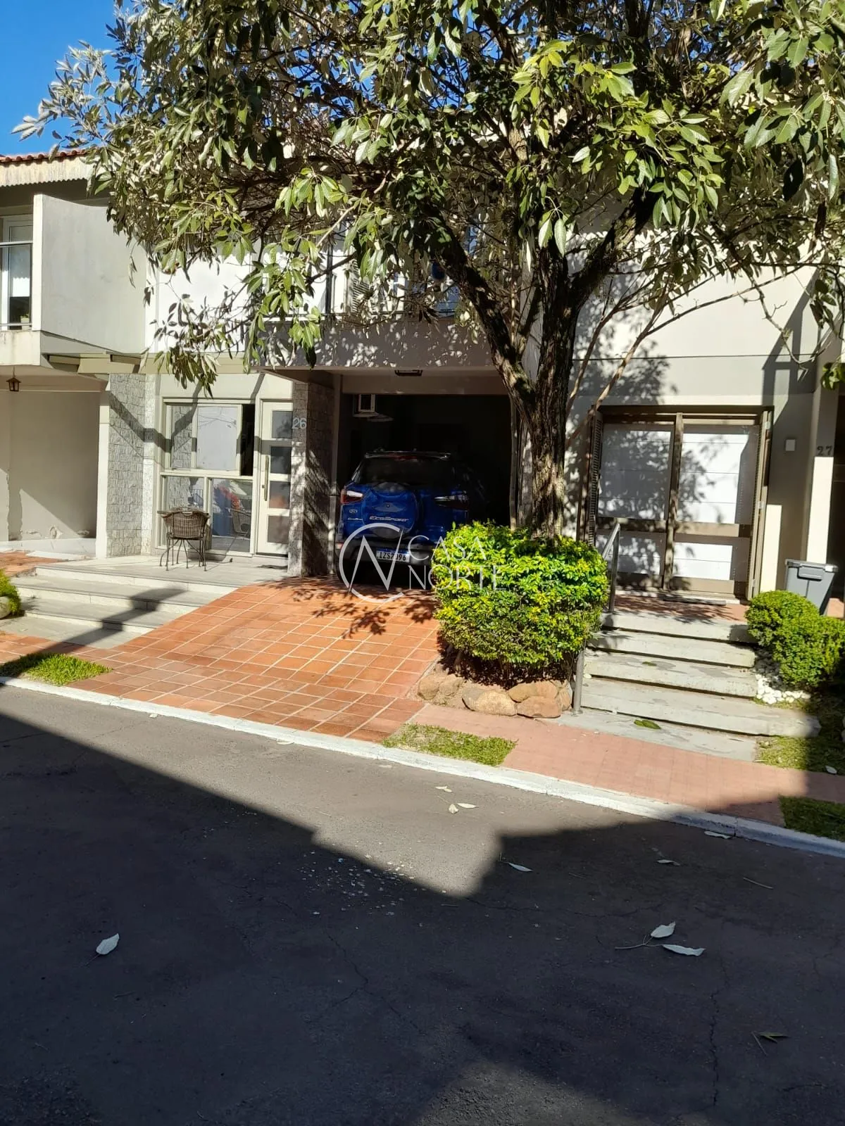 Casa de Condomínio à venda com 3 quartos, 159m², 1 suíte, 2 vagas, Rua Doutor Barcelos no bairro Tristeza em Porto Alegre