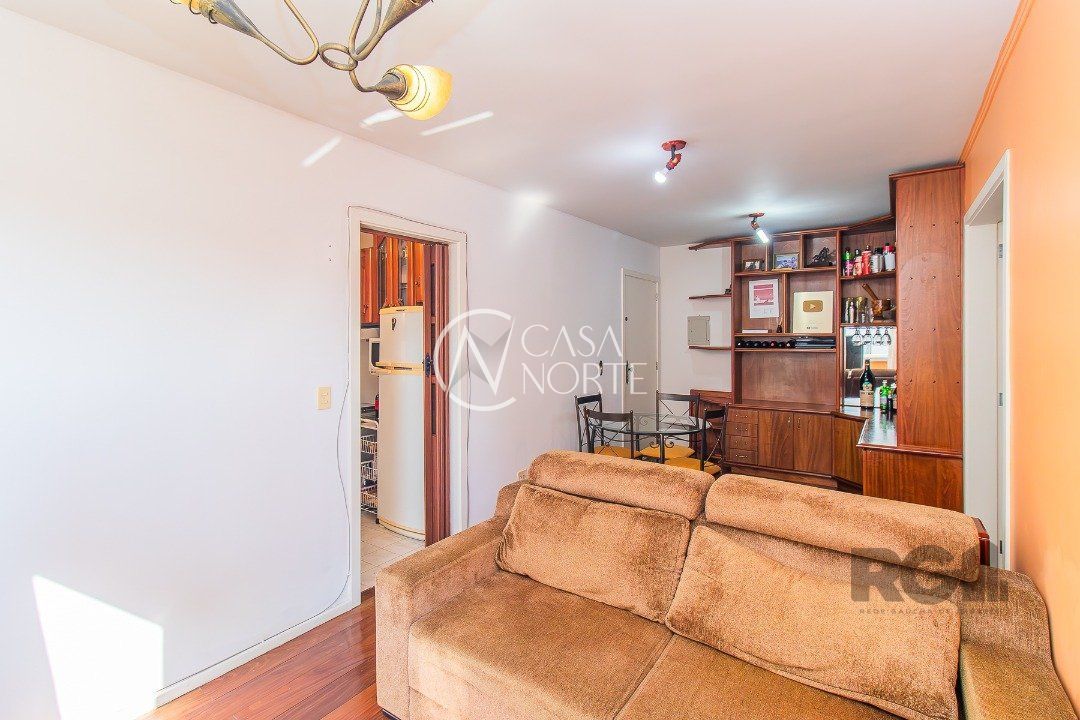 Apartamento à venda com 1 quarto, 71m², 1 suíte, 1 vaga, Rua Mucio Teixeira no bairro Menino Deus em Porto Alegre