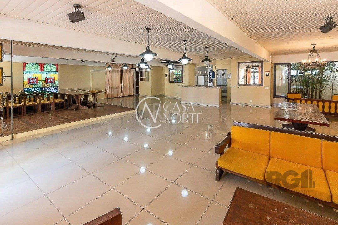 Apartamento à venda com 2 quartos, 63m², 1 vaga, Avenida Wenceslau Escobar no bairro Tristeza em Porto Alegre