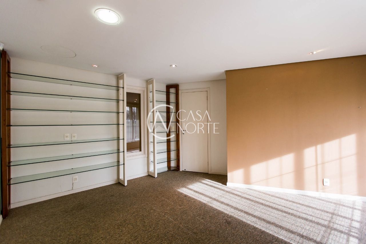 Sala Comercial à venda com 2 quartos, 72m², Avenida Padre Cacique no bairro Praia de Belas em Porto Alegre