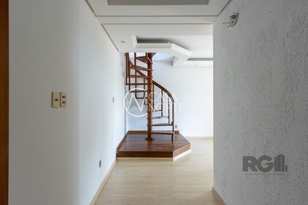 Cobertura à venda com 3 quartos, 152m², Rua Catumbi no bairro Medianeira em Porto Alegre