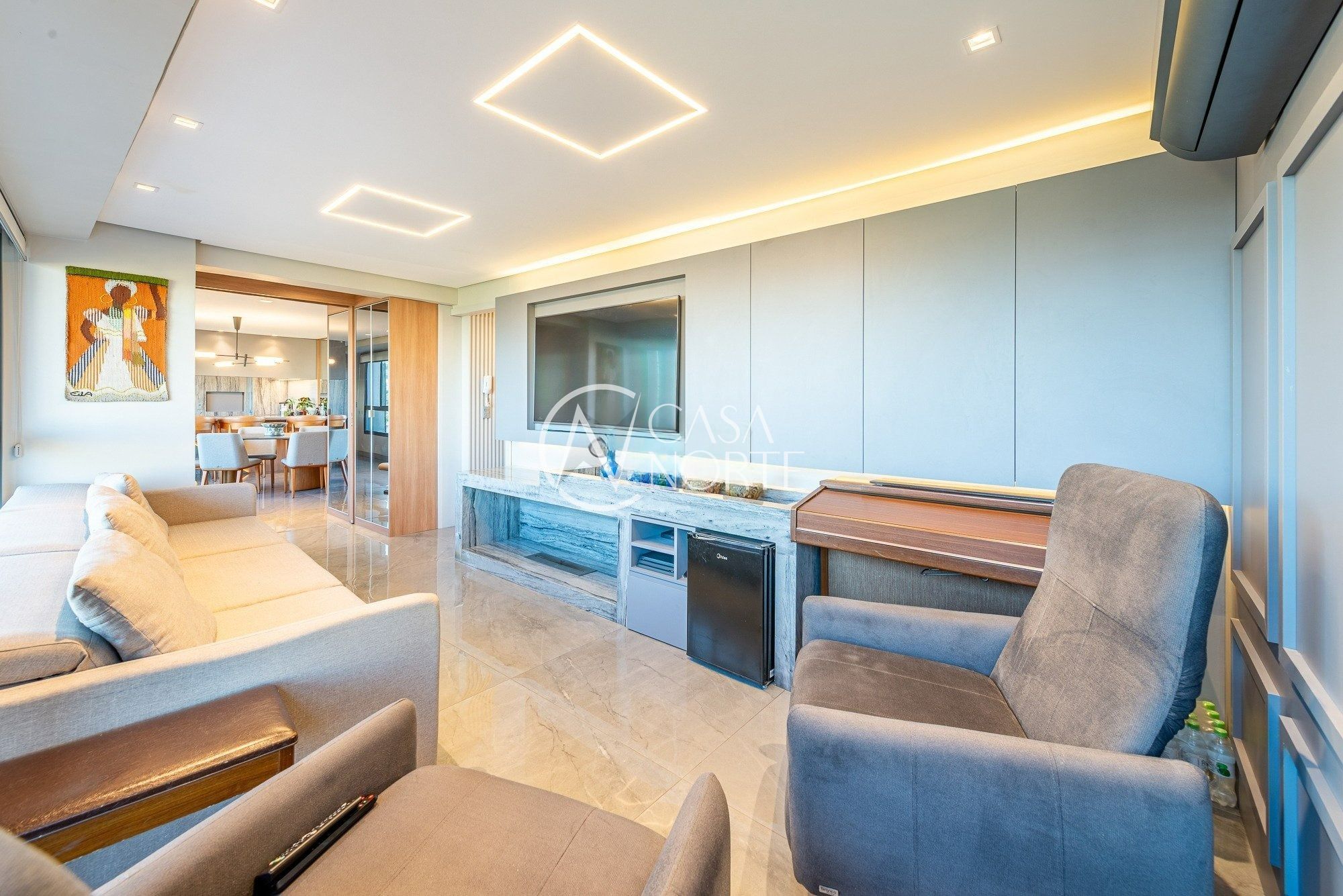 Apartamento à venda com 3 quartos, 144m², 2 suítes, 2 vagas, Avenida Independência no bairro Independência em Porto Alegre