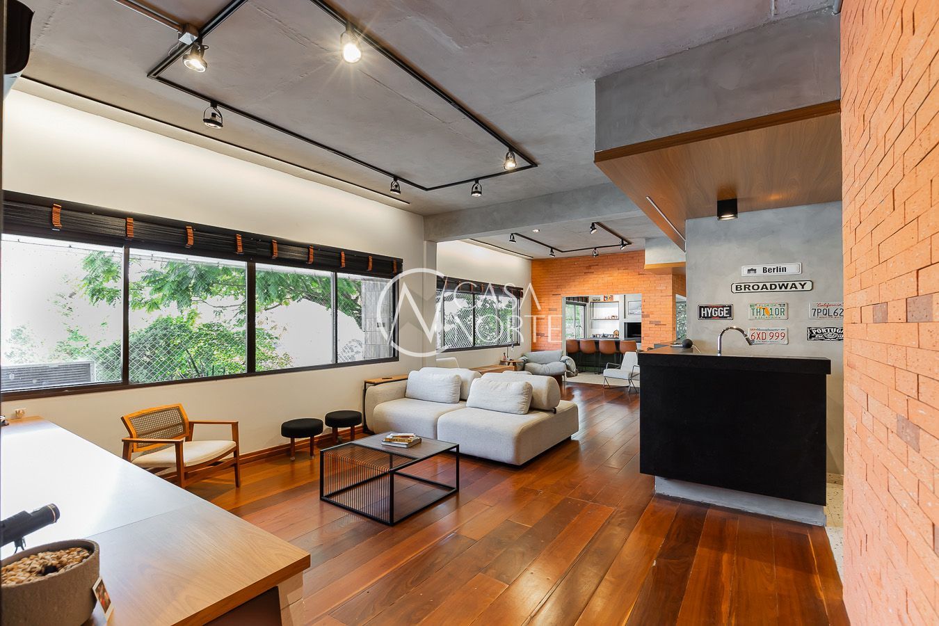 Apartamento à venda com 3 quartos, 259m², 1 suíte, 3 vagas, Rua Eudoro Berlink no bairro Auxiliadora em Porto Alegre