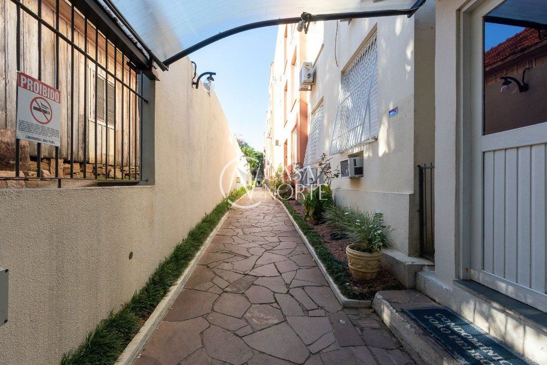 Apartamento à venda com 2 quartos, 57m², 1 vaga, Rua Doutor Barcelos no bairro Tristeza em Porto Alegre