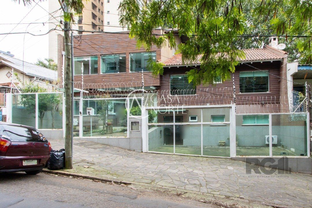Casa Comercial à venda , 315m², Rua João Ribeiro no bairro Petrópolis em Porto Alegre