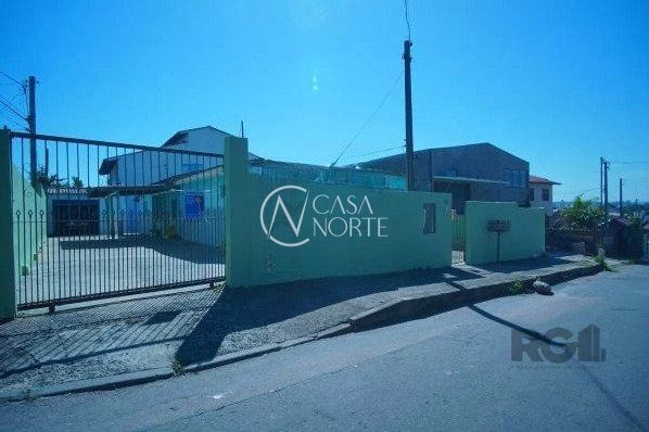 Casa à venda com 4 quartos, 182m², 1 suíte, 3 vagas, Rua Inácio Kohler no bairro Costa e Silva em Porto Alegre