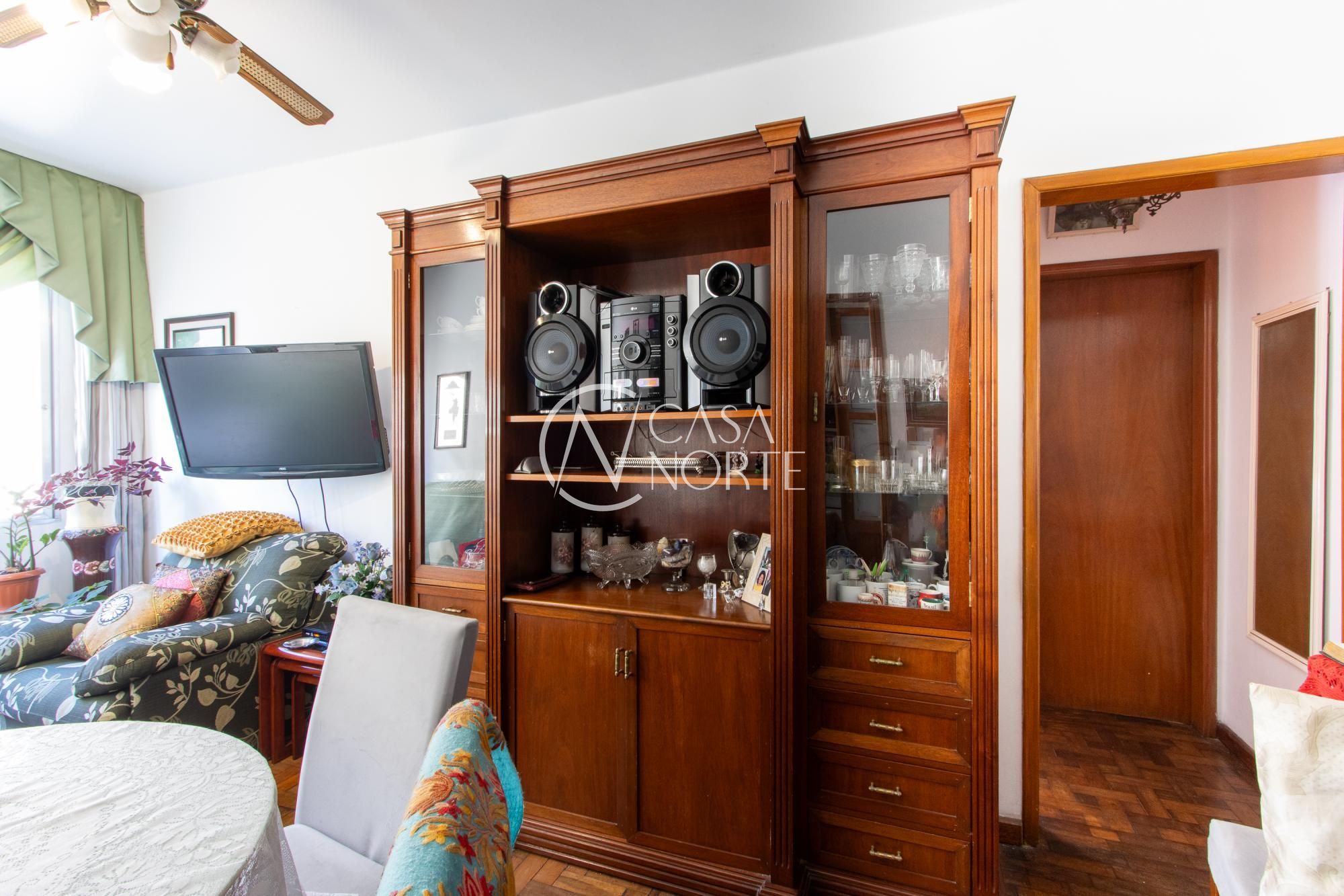 Apartamento à venda com 1 quarto, 49m², Avenida Getúlio Vargas no bairro Menino Deus em Porto Alegre