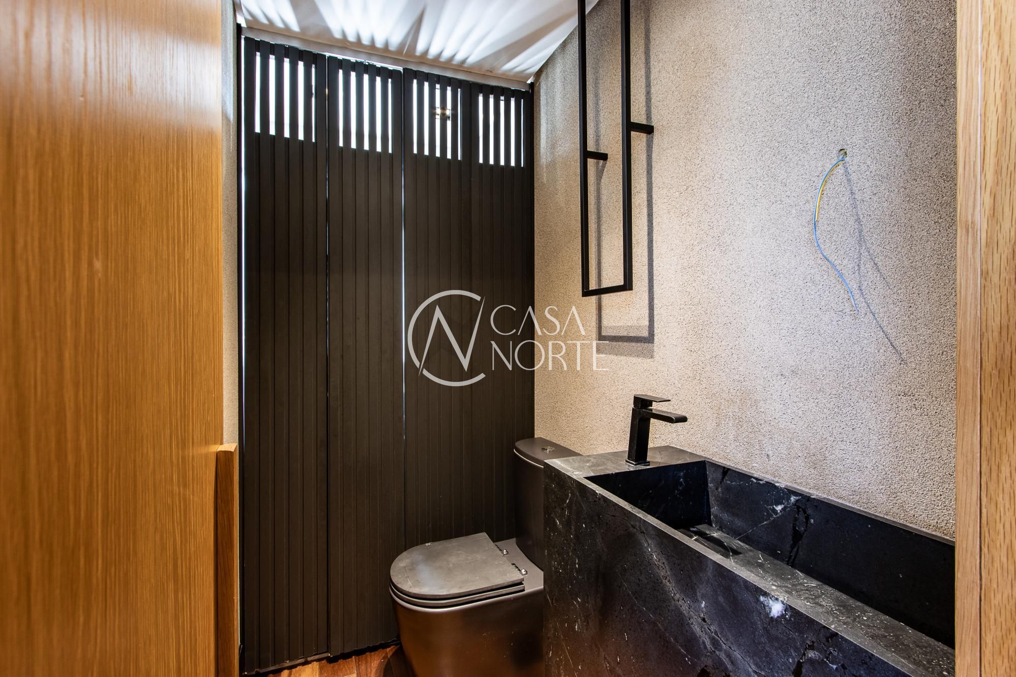 Apartamento à venda com 2 quartos, 119m², 2 suítes, 1 vaga, Rua Doutor Eduardo Chartier no bairro Passo da Areia em Porto Alegre