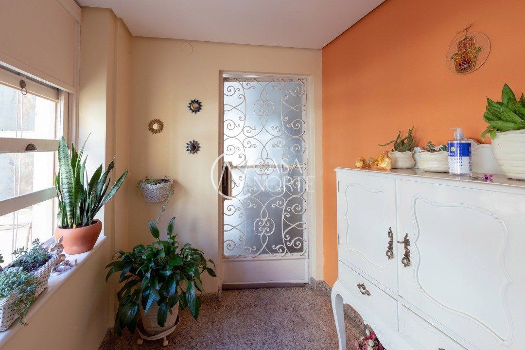 Apartamento à venda com 3 quartos, 160m², 1 suíte, 2 vagas, Rua dos Andradas no bairro Centro Histórico em Porto Alegre