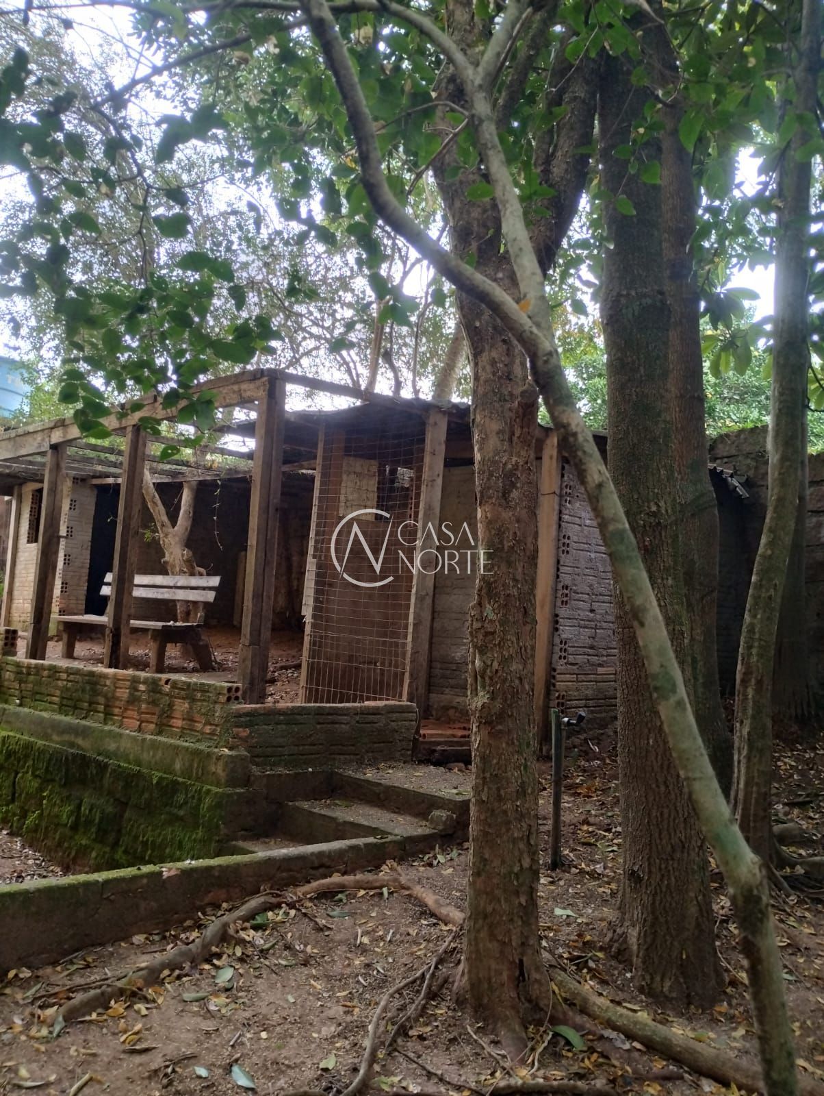 Chácara à venda com 2 quartos, 135m², 3 vagas, Estrada Maria Altina no bairro Hípica em Porto Alegre