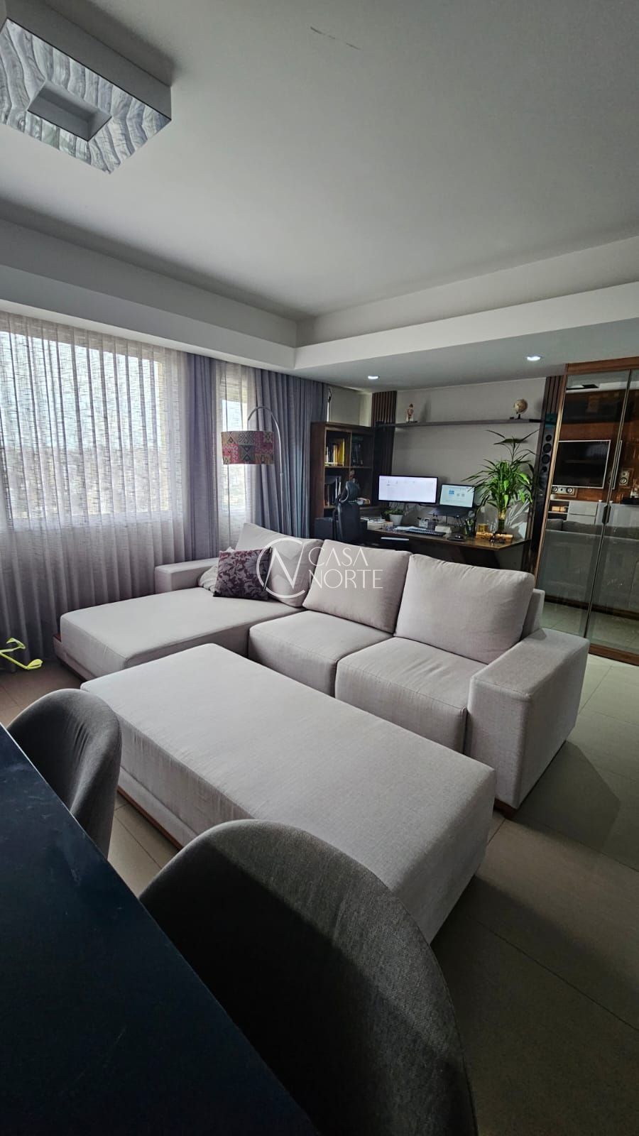 Apartamento à venda com 2 quartos, 100m², 1 suíte, 1 vaga, Avenida Bento Gonçalves no bairro Partenon em Porto Alegre