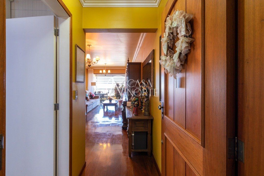 Apartamento à venda com 3 quartos, 104m², 1 suíte, 1 vaga, Rua Sete de Abril no bairro Floresta em Porto Alegre