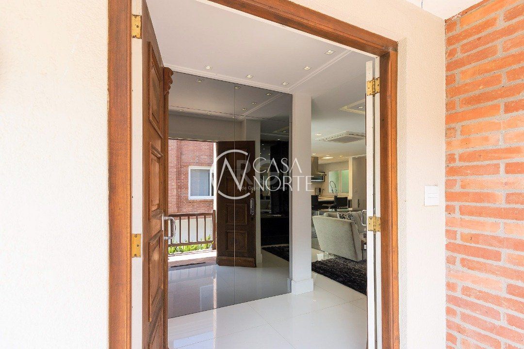 Casa de Condomínio à venda com 3 quartos, 353m², 3 suítes, 4 vagas, Avenida Coronel Marcos no bairro Pedra Redonda em Porto Alegre