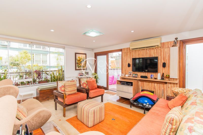 Apartamento à venda com 3 quartos, 99m², 1 suíte, 2 vagas, Rua Anita Garibaldi no bairro Mont Serrat em Porto Alegre