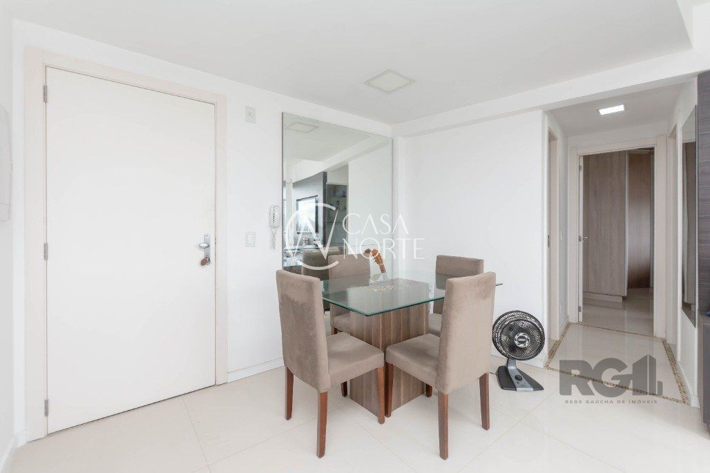 Apartamento à venda com 2 quartos, 53m², 1 suíte, 1 vaga, Avenida Florianópolis no bairro Azenha em Porto Alegre