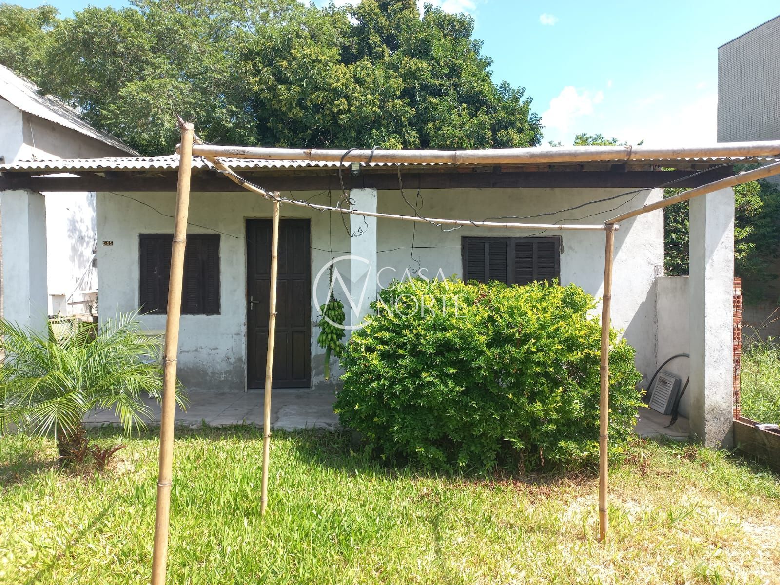Casa à venda com 1 quarto, 100m², 2 vagas, Avenida da Serraria no bairro Espírito Santo em Porto Alegre