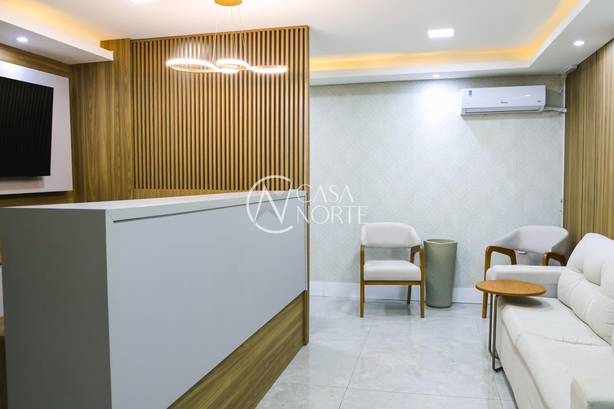 Casa Comercial à venda com 4 quartos, 192m², 2 vagas, Rua General Neto no bairro Moinhos de Vento em Porto Alegre