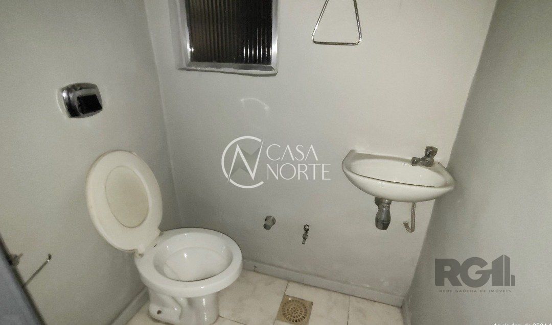 Sala Comercial à venda com 1 quarto, 29m², Rua Uruguai no bairro Centro Histórico em Porto Alegre