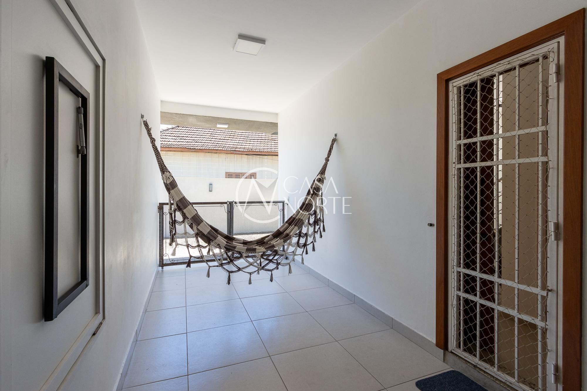 Casa de Condomínio à venda com 2 quartos, 112m², 1 suíte, 1 vaga, Rua Doutor Pereira Neto no bairro Tristeza em Porto Alegre