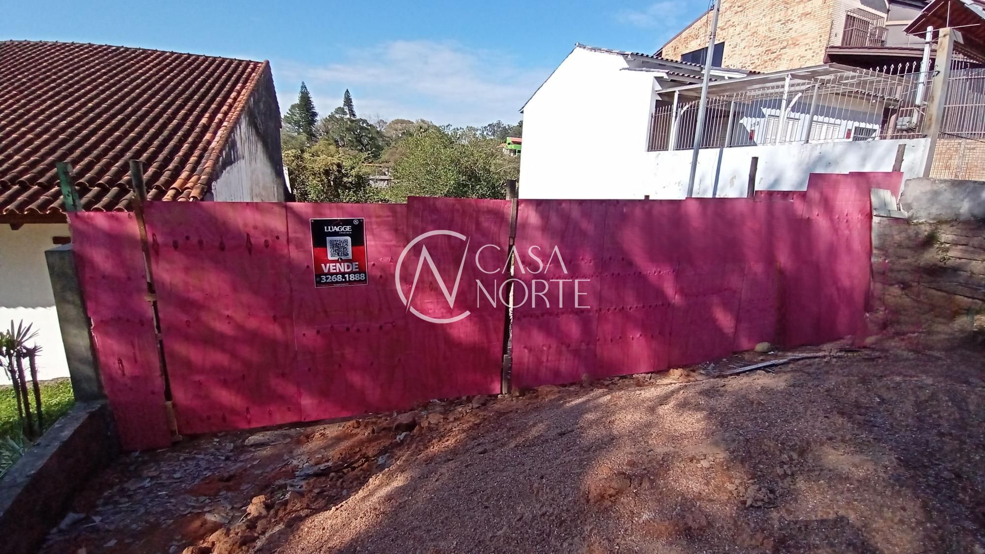 Terreno à venda  com 220m², Travessa Nossa Senhora de Lourdes no bairro Tristeza em Porto Alegre