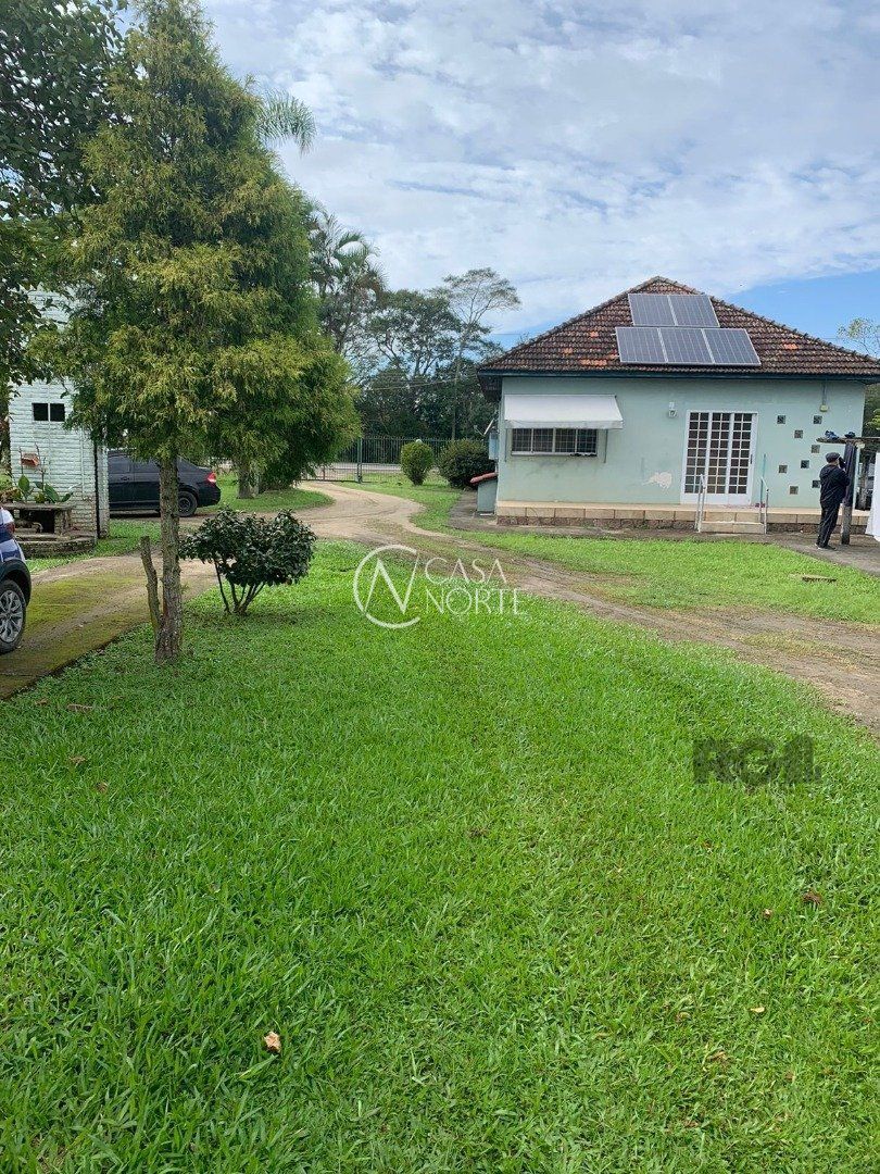 Terreno à venda  com 1250m², Avenida Juca Batista no bairro Belém Novo em Porto Alegre