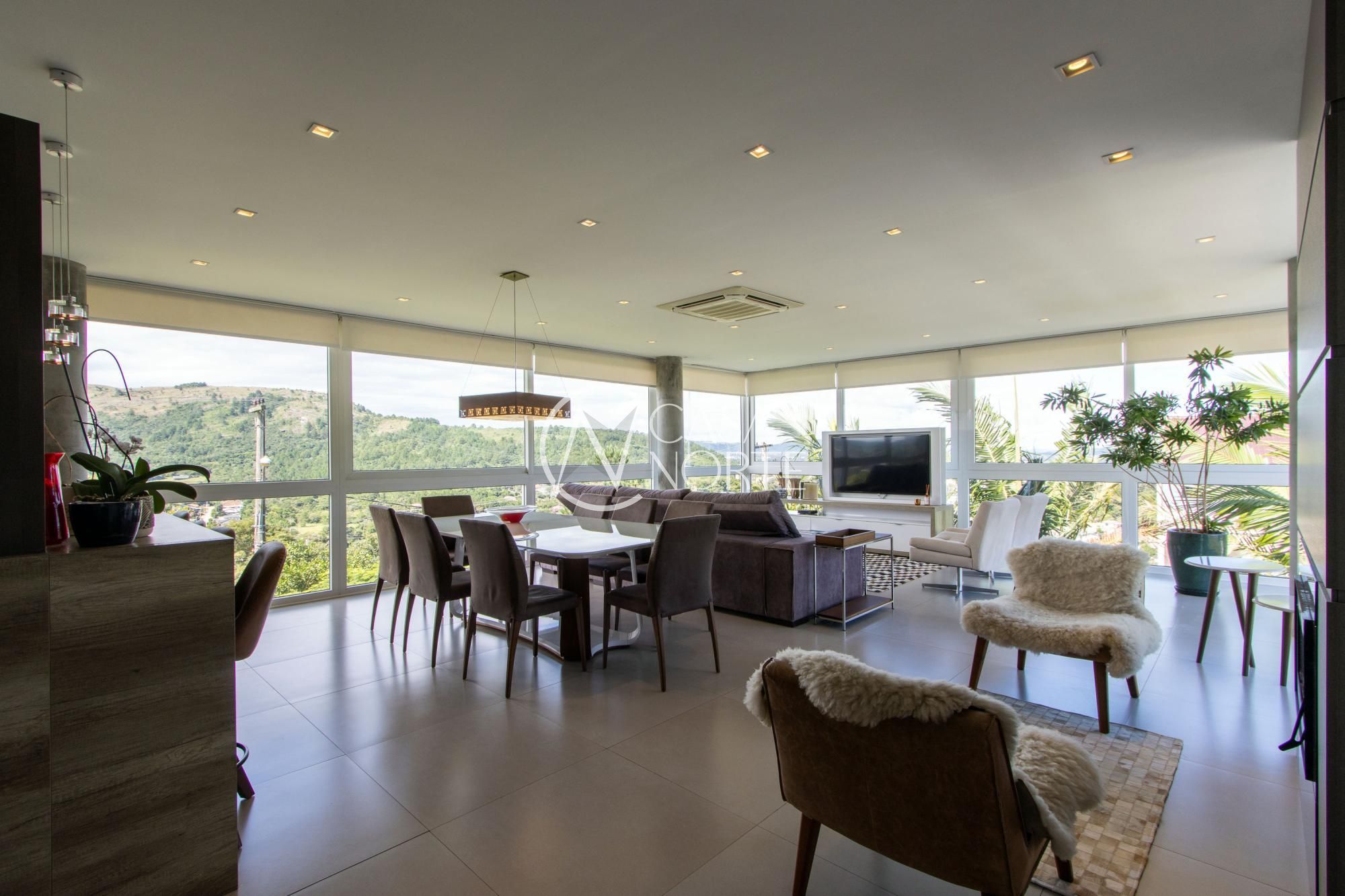 Casa de Condomínio à venda com 4 quartos, 481m², 2 suítes, 2 vagas, Avenida Altos do Santa Rita no bairro Aberta dos Morros em Porto Alegre