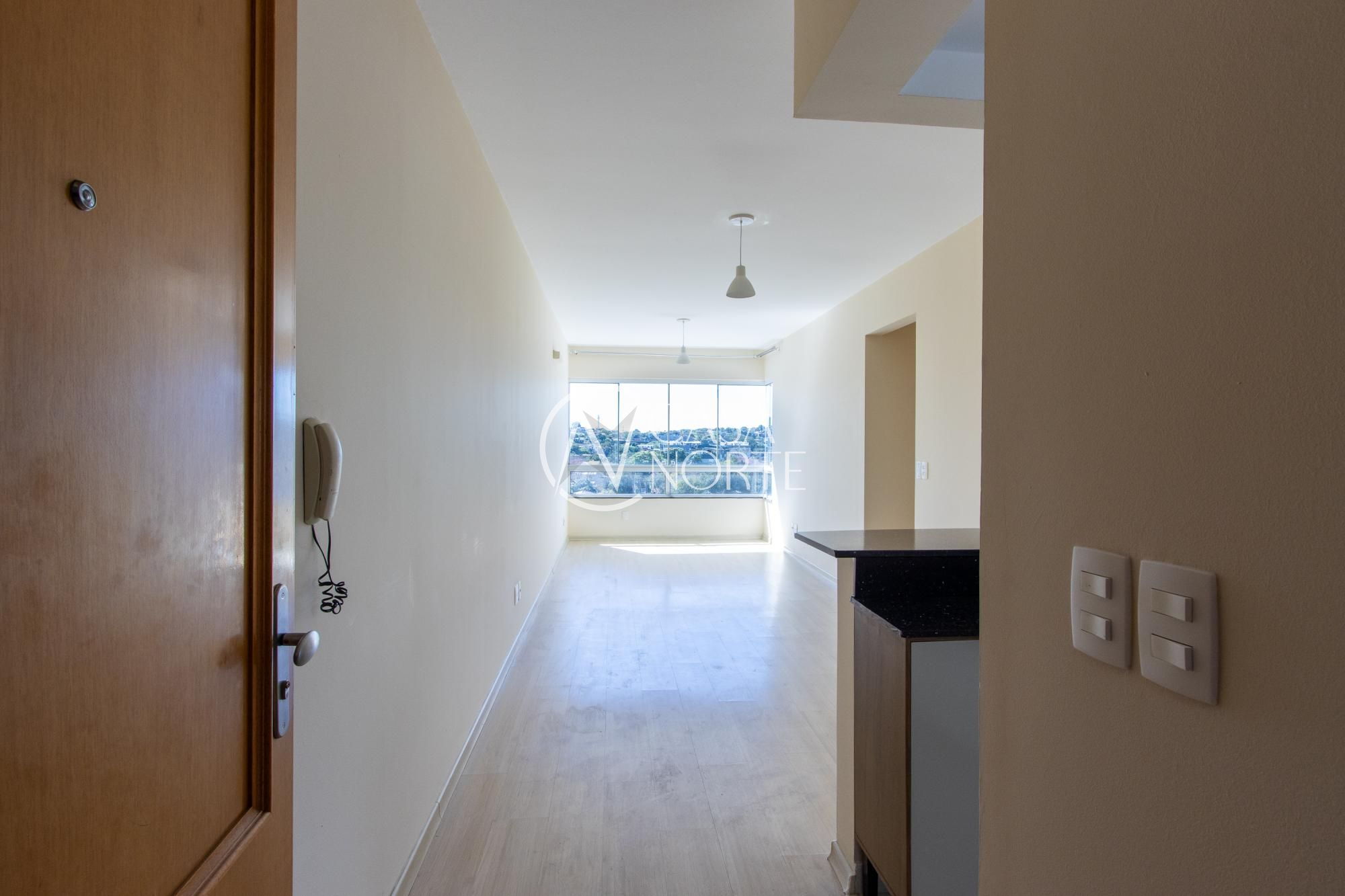 Apartamento à venda com 3 quartos, 66m², 1 vaga, Rua Wilson Adnislen Freitas de Paiva Bueno no bairro Cavalhada em Porto Alegre