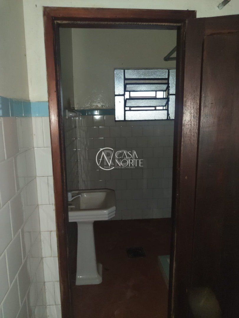 Terreno à venda  com 238m², Rua Padre João Batista Reus no bairro Vila Conceição em Porto Alegre