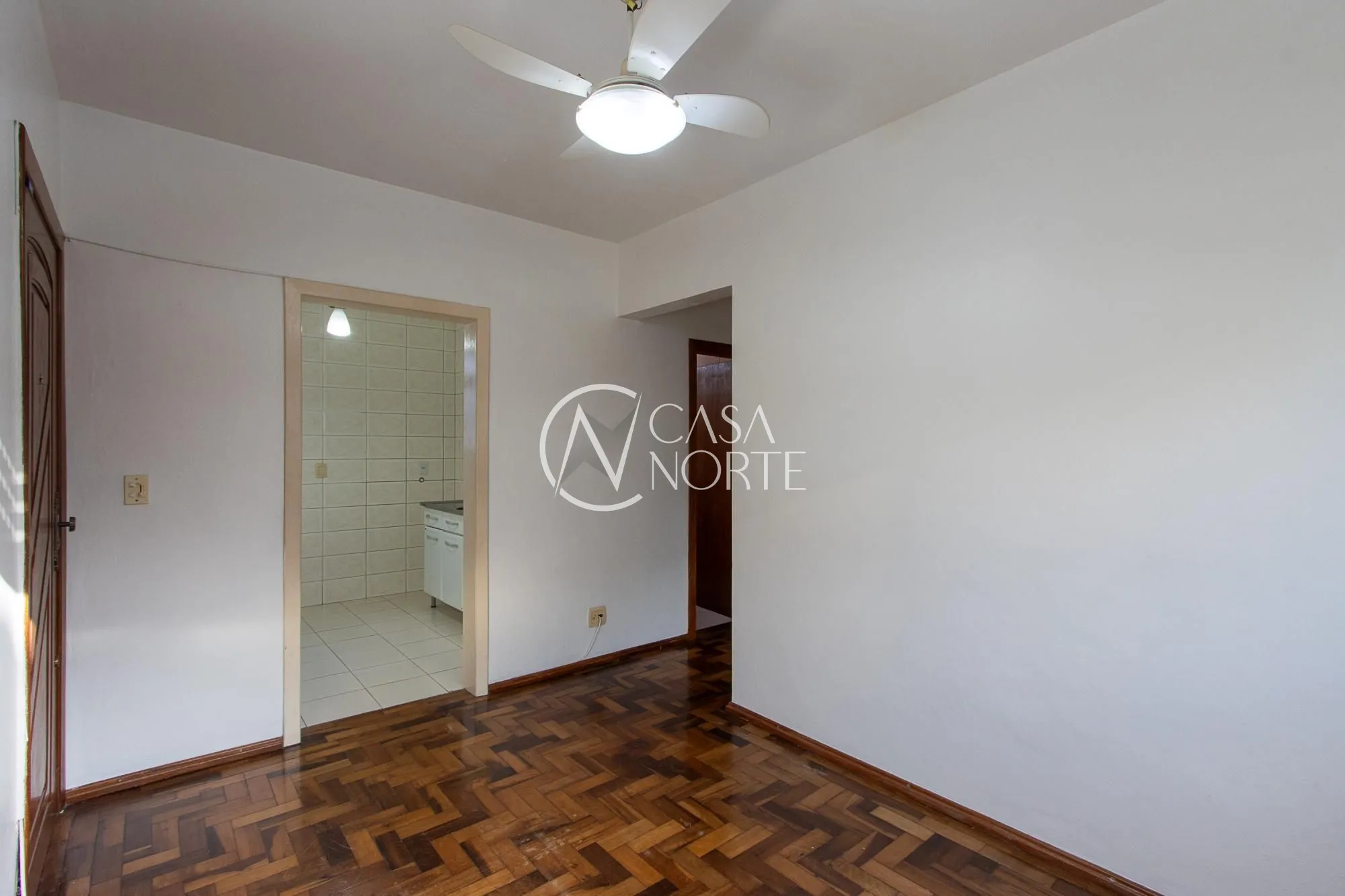 Apartamento à venda com 2 quartos, 48m², 1 vaga, Travessa Escobar no bairro Camaquã em Porto Alegre