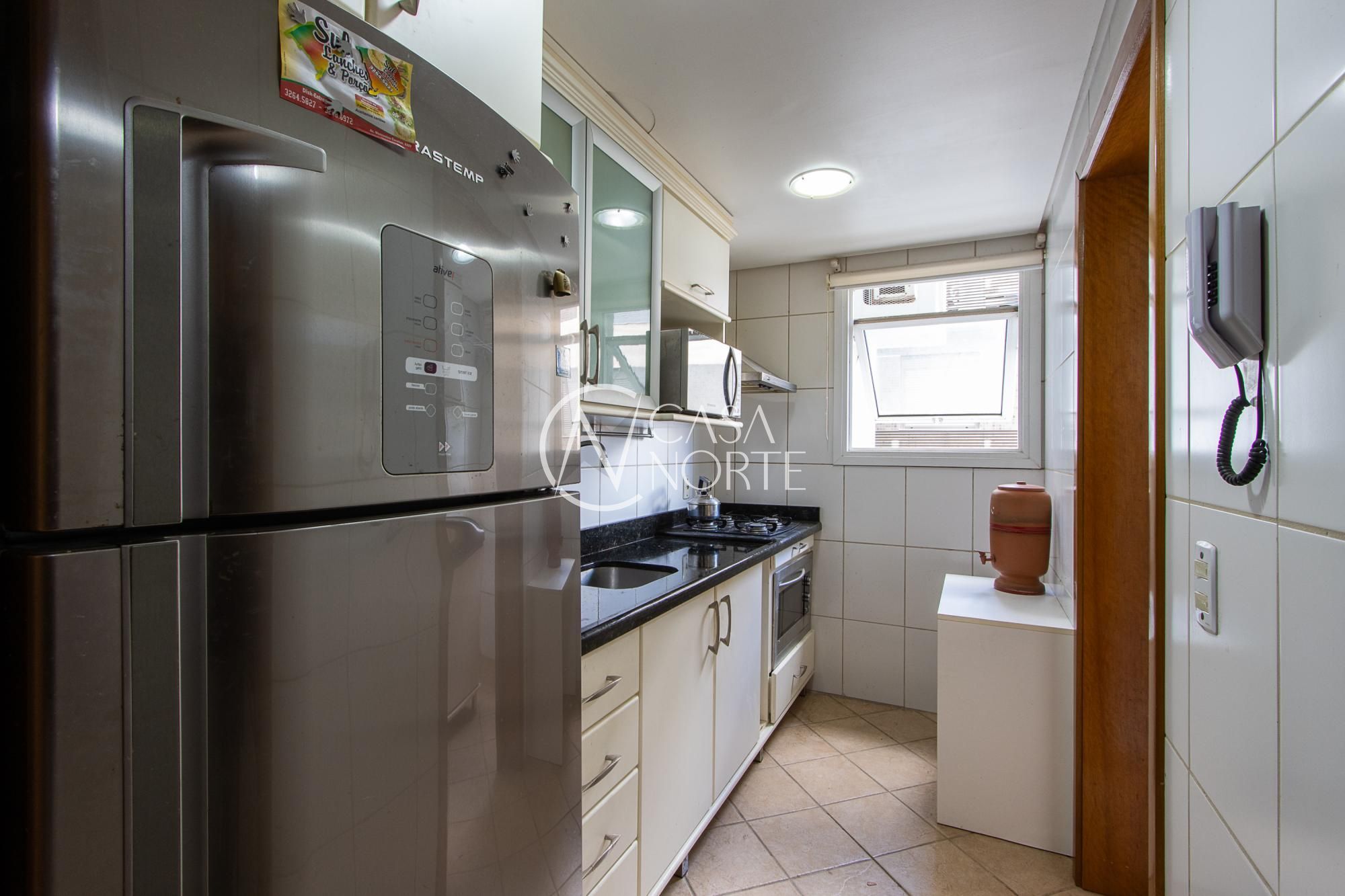 Apartamento à venda com 3 quartos, 67m², 1 vaga, Rua Porto Calvo no bairro Ipanema em Porto Alegre