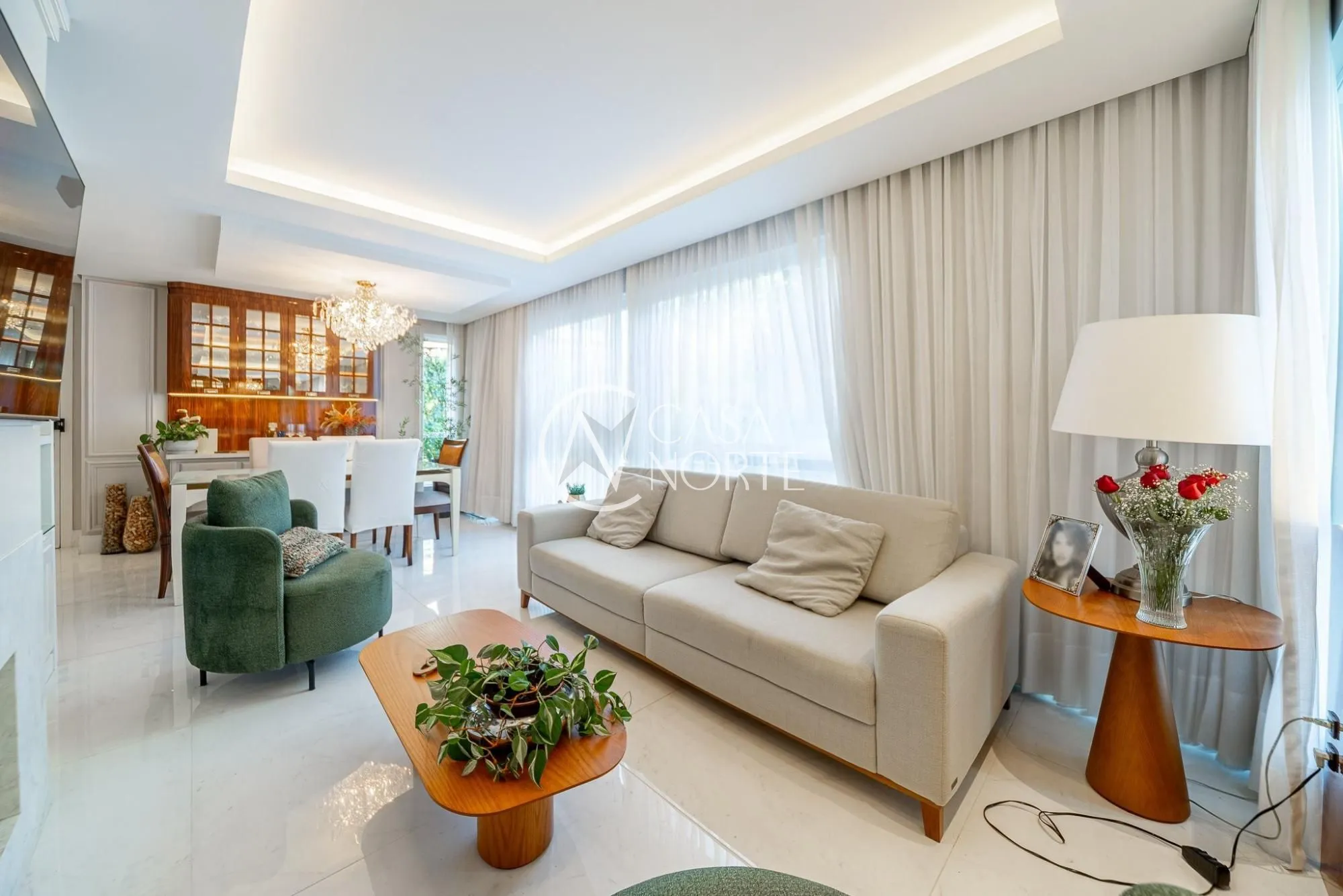 Apartamento à venda com 3 quartos, 112m², 3 suítes, 2 vagas, Avenida Iguassu no bairro Petrópolis em Porto Alegre