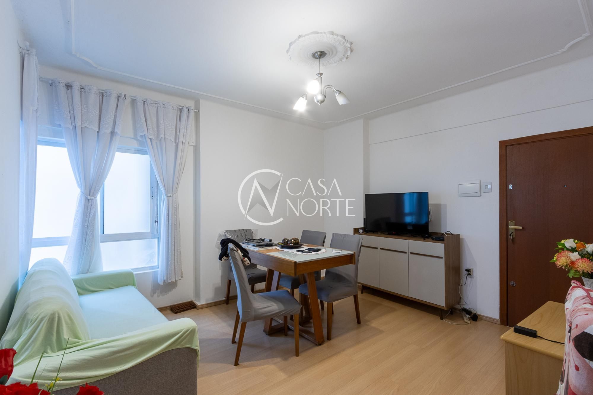 Apartamento à venda com 2 quartos, 54m², Rua Jerônimo Coelho no bairro Centro Histórico em Porto Alegre