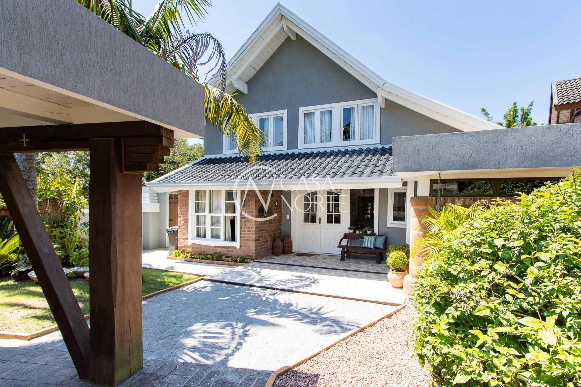 Casa de Condomínio à venda com 4 quartos, 298m², 4 suítes, 4 vagas, Avenida Juca Batista no bairro Terraville em Porto Alegre