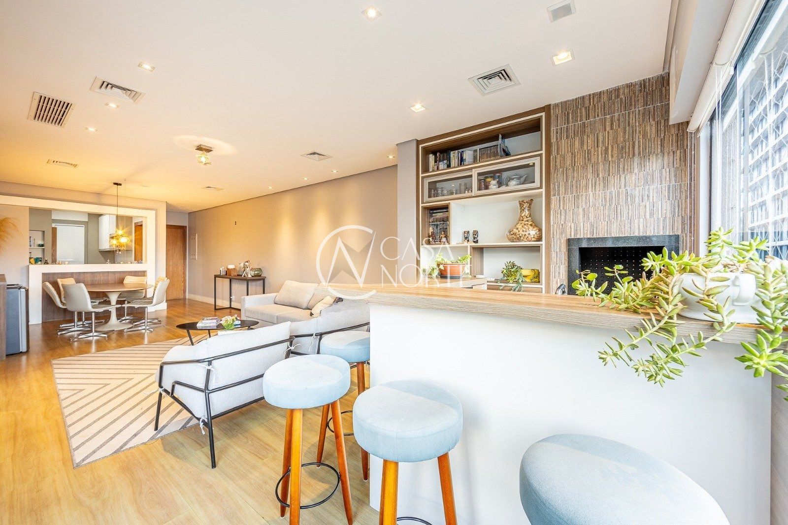 Apartamento à venda com 3 quartos, 114m², 1 suíte, 2 vagas, Avenida Soledade no bairro Petrópolis em Porto Alegre