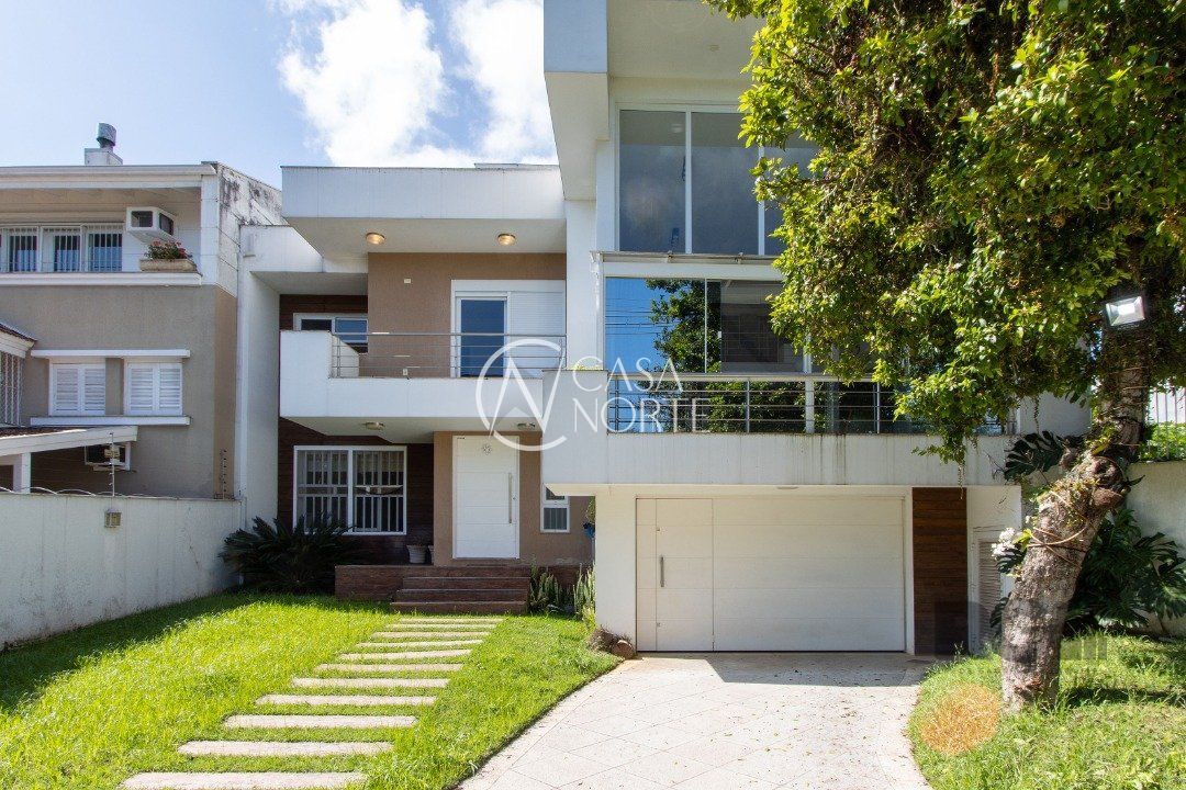 Casa à venda com 3 quartos, 296m², 3 suítes, 2 vagas, Avenida Fábio Araújo Santos no bairro Nonoai em Porto Alegre
