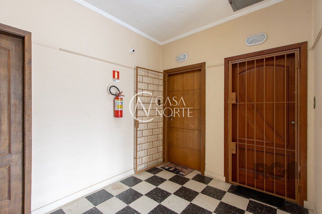 Apartamento à venda com 2 quartos, 67m², Avenida Niteroi no bairro Medianeira em Porto Alegre