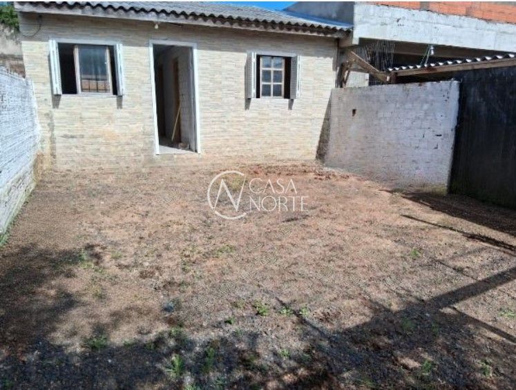 Casa à venda com 3 quartos, 63m², 2 vagas, Rua Brigadeiro Leonardo Teixeira Collares no bairro Vila Nova em Porto Alegre