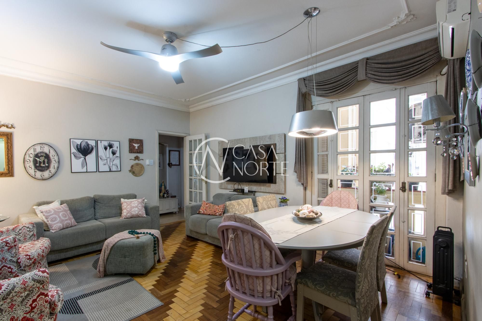 Apartamento à venda com 3 quartos, 120m², Rua Olavo Bilac no bairro Santana em Porto Alegre