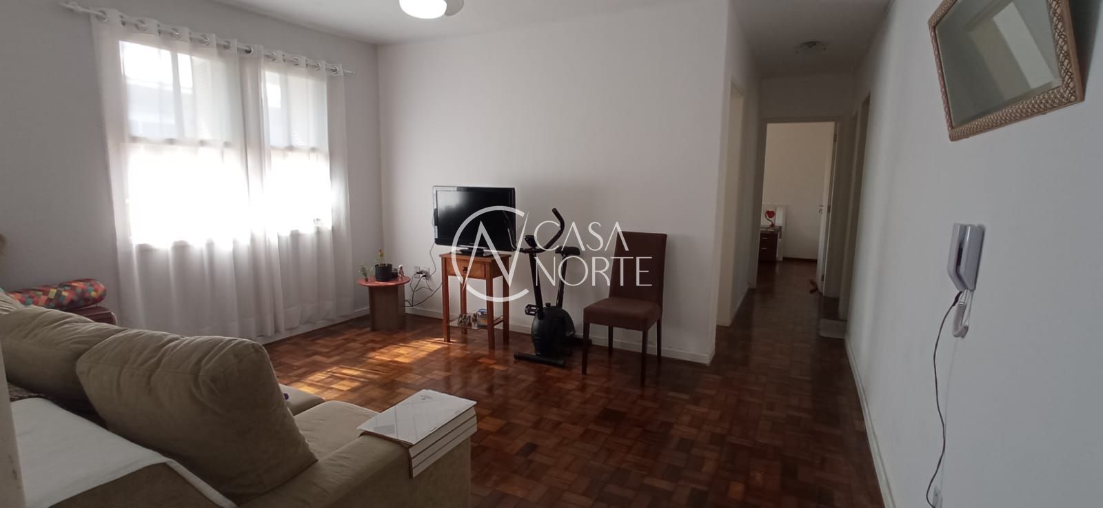 Apartamento à venda com 3 quartos, 83m², Avenida Wenceslau Escobar no bairro Cristal em Porto Alegre