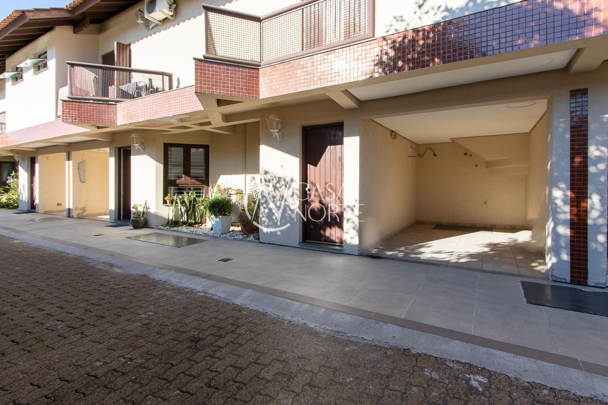 Casa de Condomínio à venda com 3 quartos, 139m², 1 suíte, 1 vaga, Rua Dona Zulmira no bairro Cavalhada em Porto Alegre
