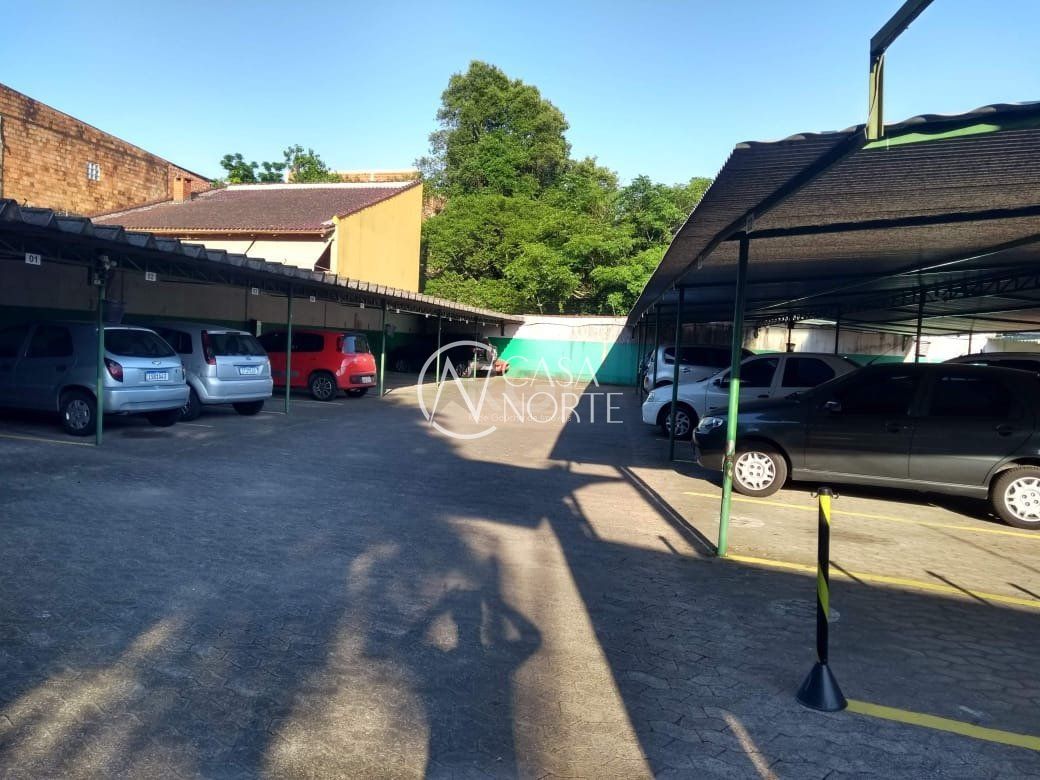 Terreno à venda  com 992m², Rua São Benedito no bairro Jardim do Salso em Porto Alegre