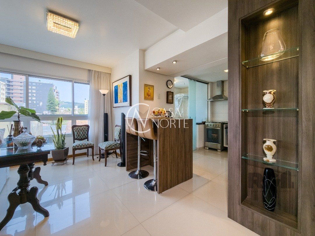 Apartamento à venda com 3 quartos, 105m², 1 suíte, 3 vagas, Rua Doutor Dias de Carvalho no bairro Tristeza em Porto Alegre