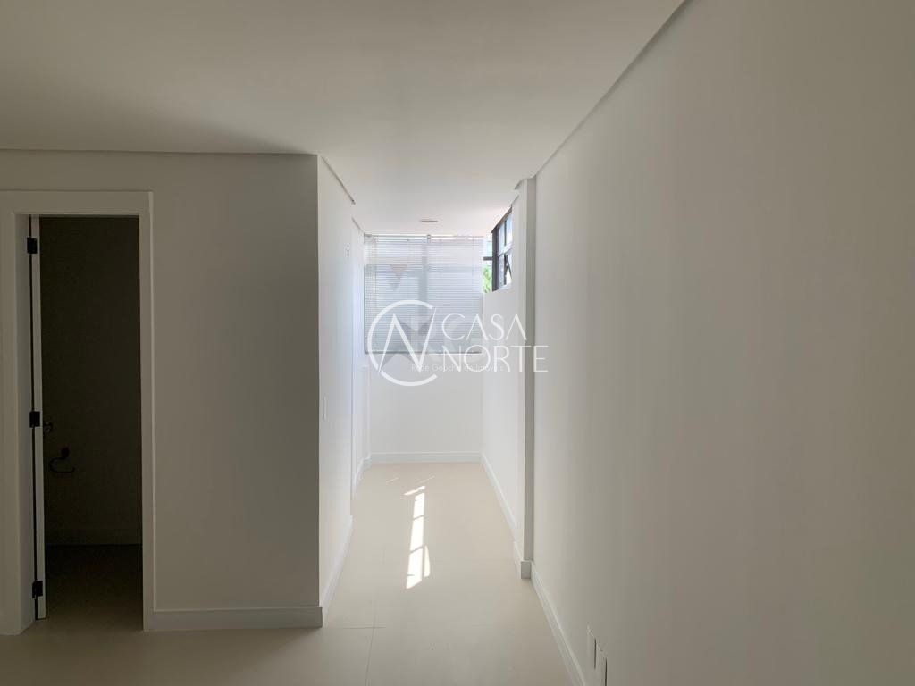 Sala Comercial à venda , 81m², 1 vaga, Avenida Getúlio Vargas no bairro Menino Deus em Porto Alegre