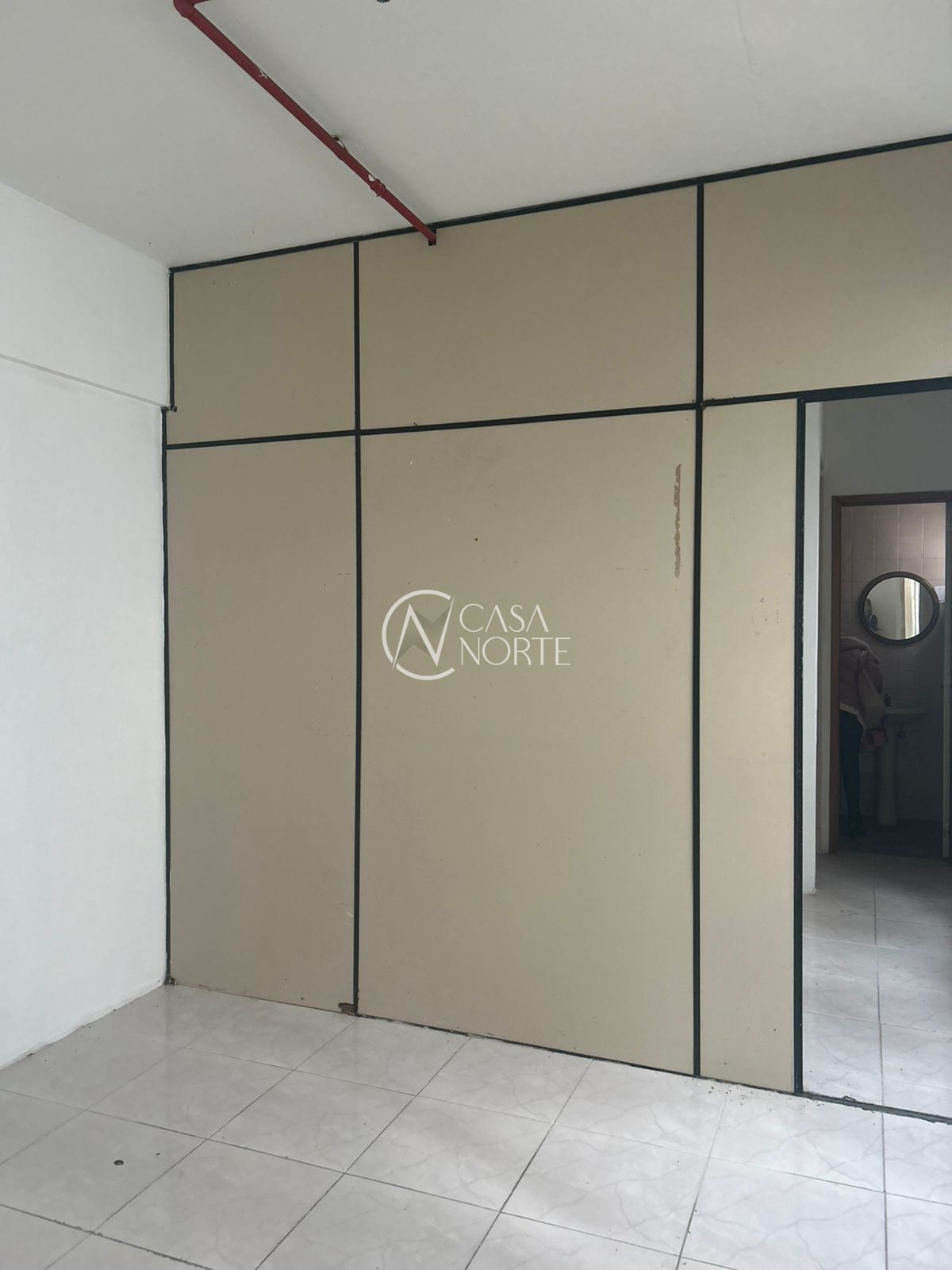 Sala Comercial à venda com 1 quarto, 28m², 1 vaga, Rua Sport Club São José no bairro Passo da Areia em Porto Alegre