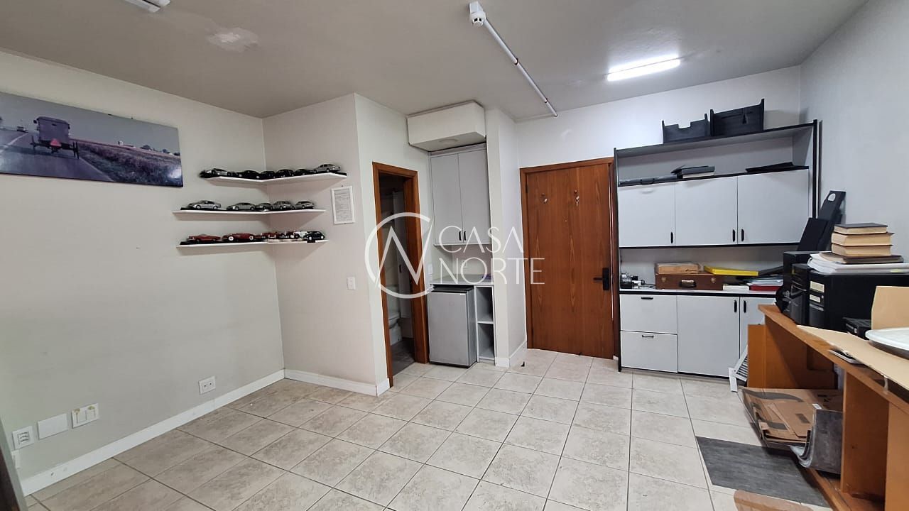 Sala Comercial à venda com 1 quarto, 29m², 1 vaga, Rua Barão do Gravataí no bairro Menino Deus em Porto Alegre