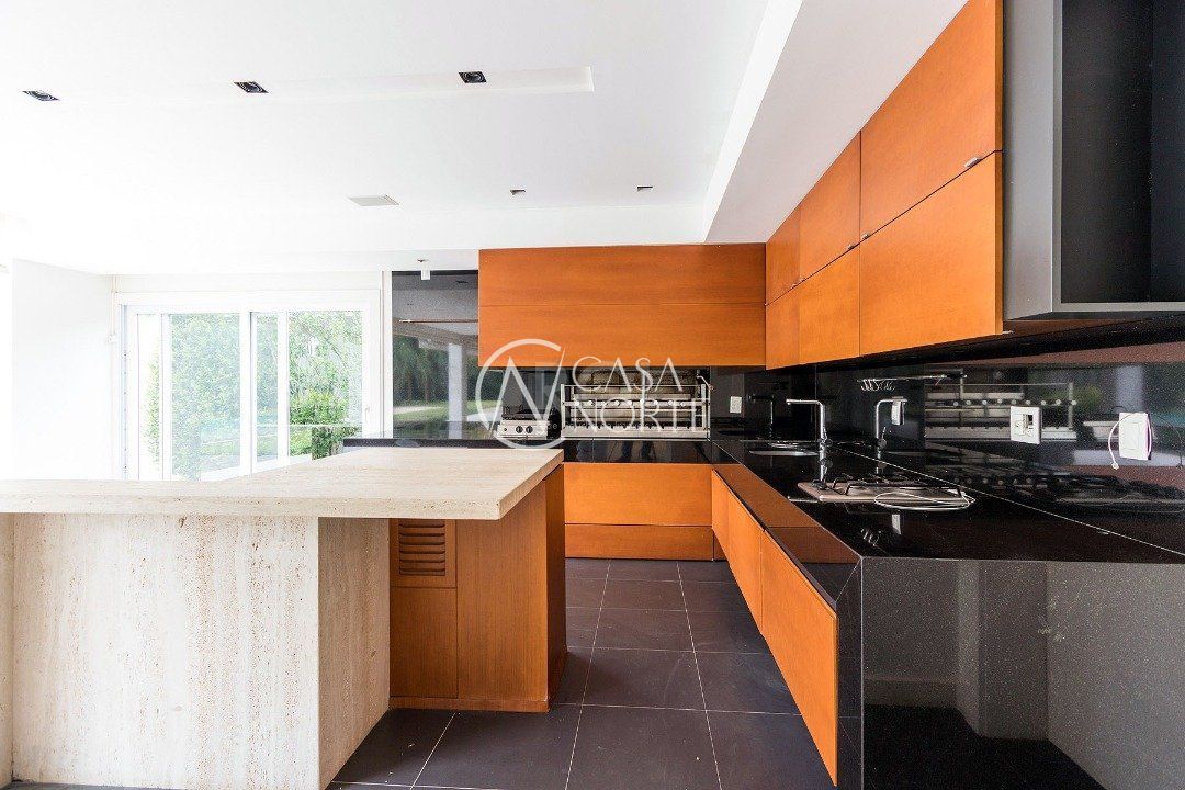 Casa de Condomínio à venda com 4 quartos, 664m², 4 suítes, 4 vagas, Avenida Juca Batista no bairro Terraville em Porto Alegre