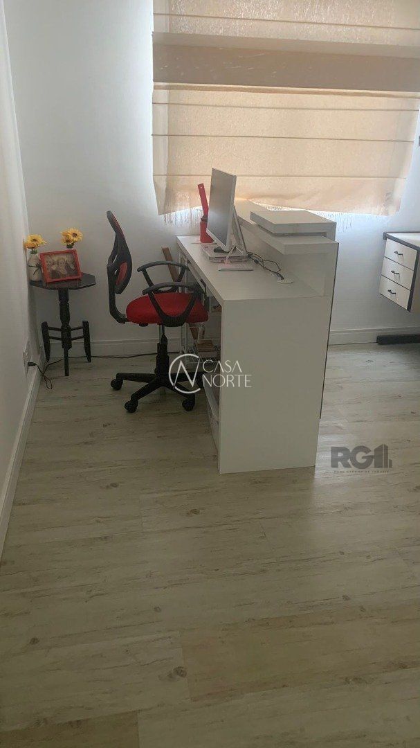 Apartamento à venda com 3 quartos, 79m², 1 vaga, Avenida Wenceslau Escobar no bairro Tristeza em Porto Alegre