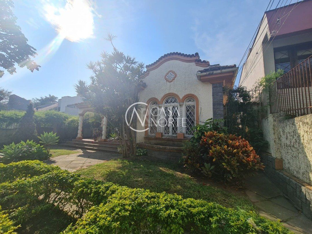 Casa à venda com 4 quartos, 234m², 1 suíte, Rua Cariri no bairro Vila Assunção em Porto Alegre