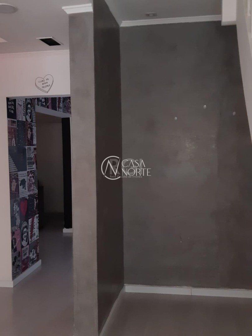 Casa Comercial à venda , 336m², Rua Hilario Ribeiro no bairro Moinhos de Vento em Porto Alegre